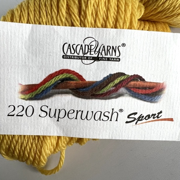 Cascade Yarns 220 Supewash Sport 100% Merino Wool 1 Skein Yellow 50 grams 135 Yd - Picture 4 of 5